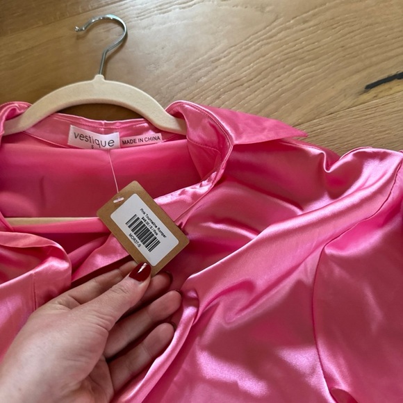 NWT Pink Vestique Romper - Picture 6 of 7